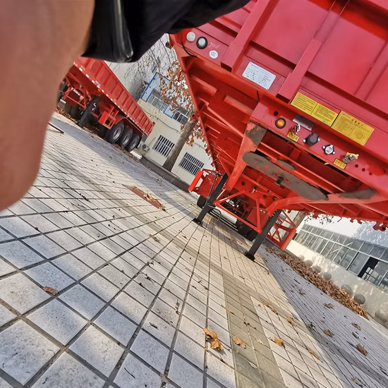 Semirremolque de plataforma baja Fabricado en China Transporte Equipo industrial Precio de venta directo de fábrica